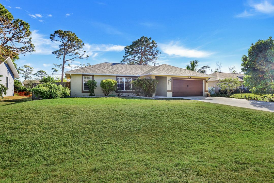 18237 Apple Rd, Fort Myers, FL 33967