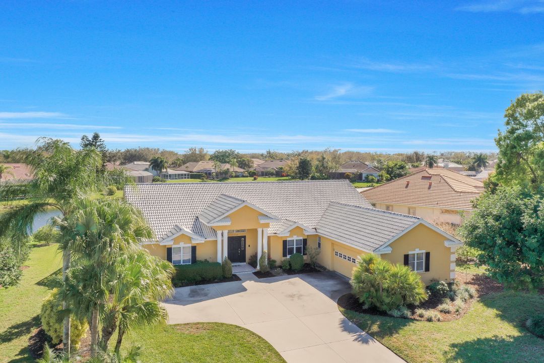 11708 Longshore Way W, Naples, FL 34119