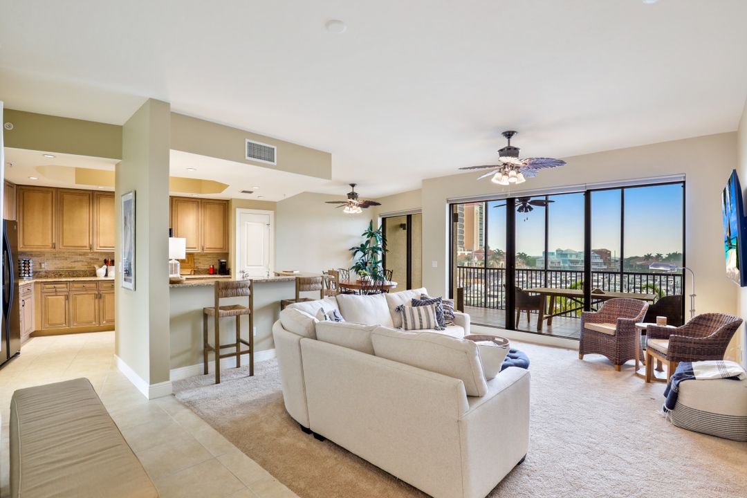 5704 Cape Harbour Dr #308, Cape Coral, FL 33914