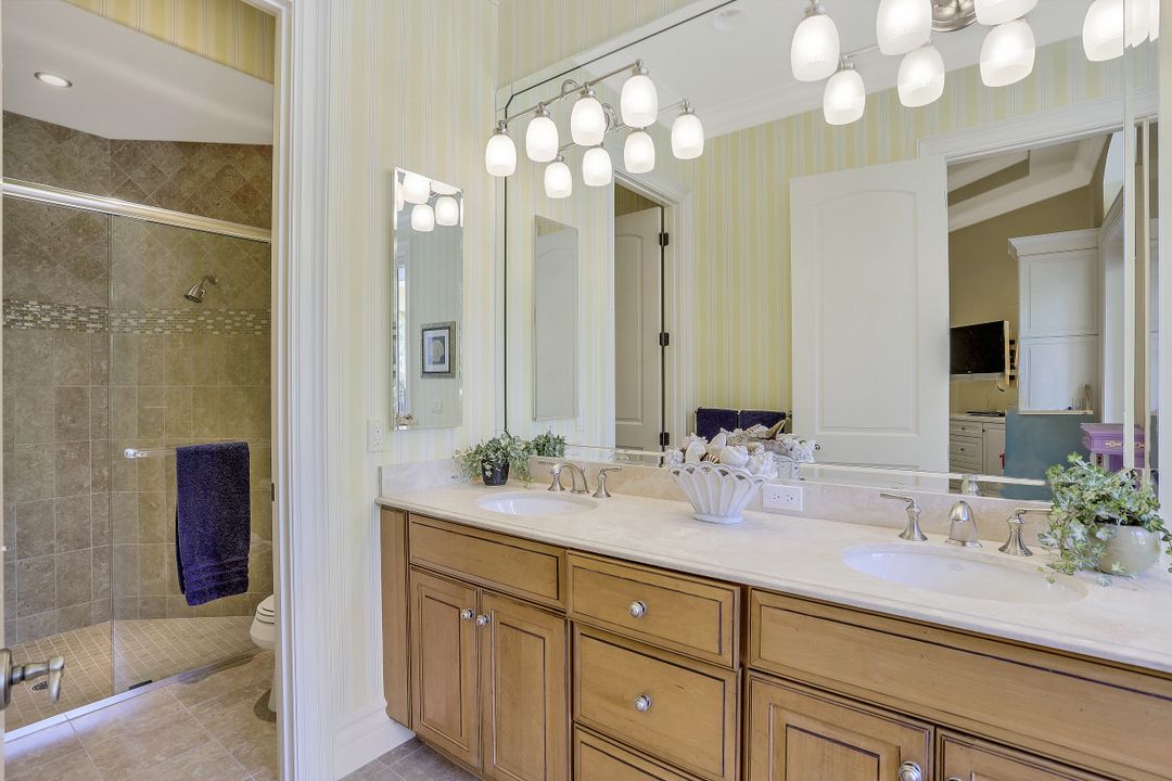 9301 Lakebend Preserve Ct, Estero, FL 34135