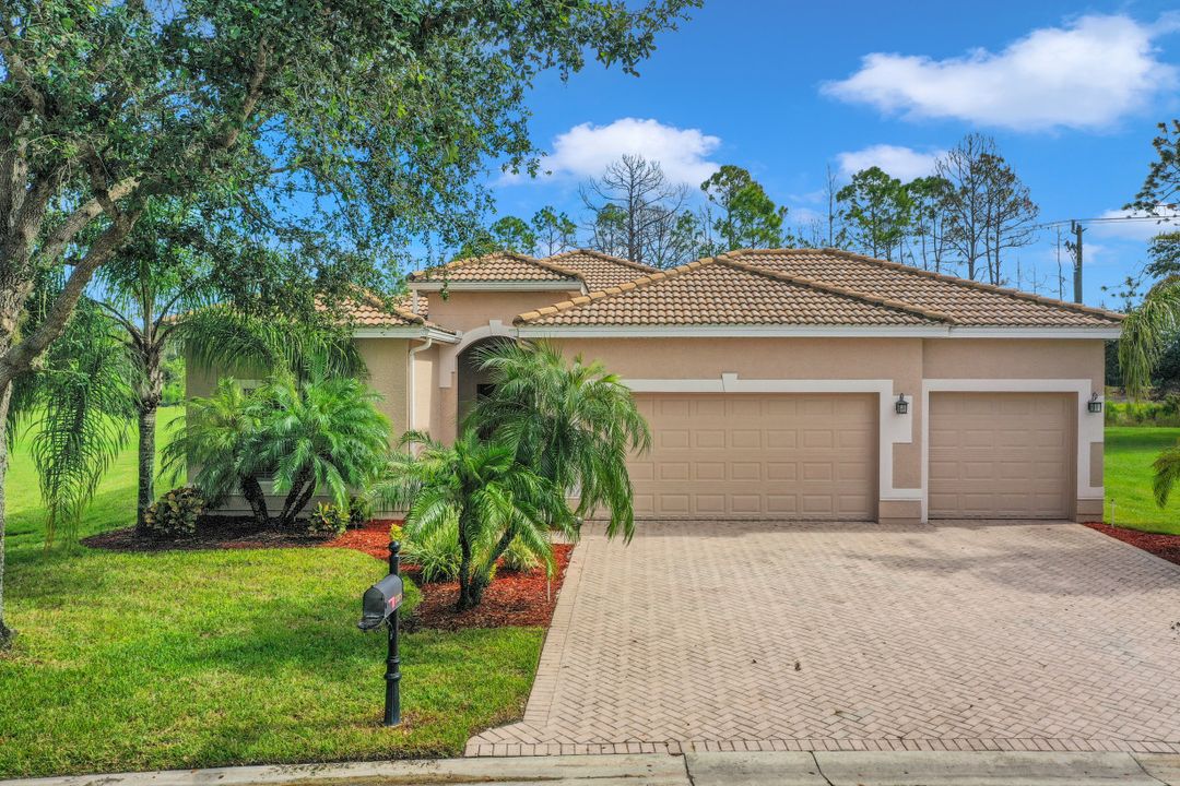 13375 Little Gem Cir, Fort Myers, FL 33913