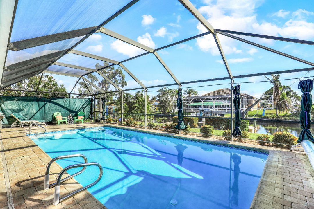 5333 SW 2nd Pl, Cape Coral, FL 33914