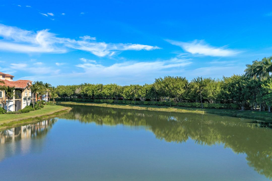 10740 Mirasol Dr #203, Miromar Lakes, FL 33913