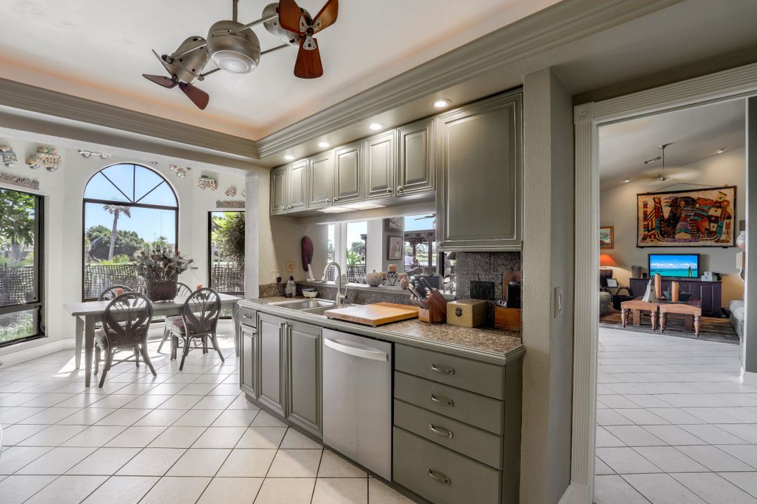 28419 Sombrero Dr, Bonita Springs, FL 34135