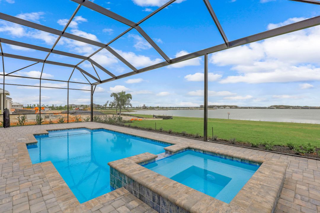18645 WildBlue Blvd, Fort Myers, FL 33913
