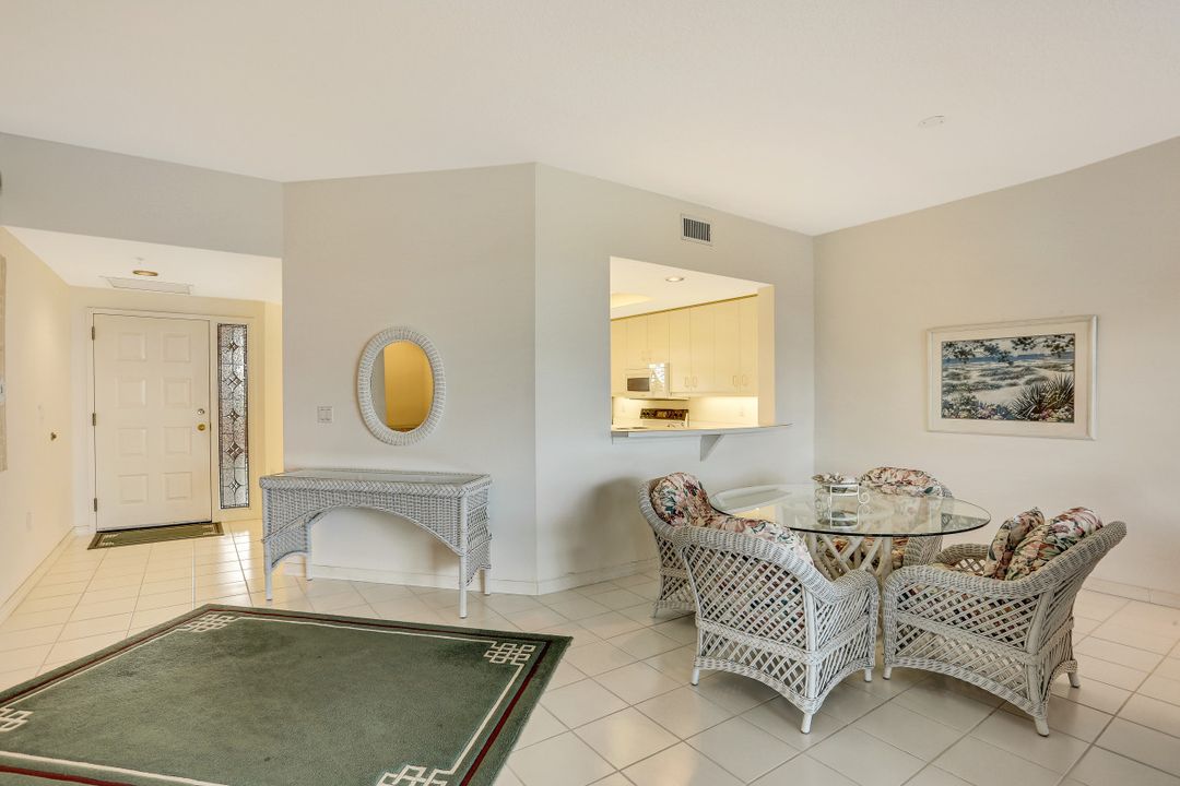 260 Barefoot Beach Blvd #204, Bonita Springs, FL 34134