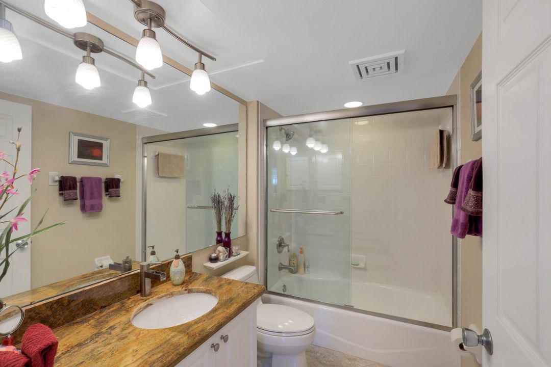 25 Bluebill Ave #201, Naples, FL 34108