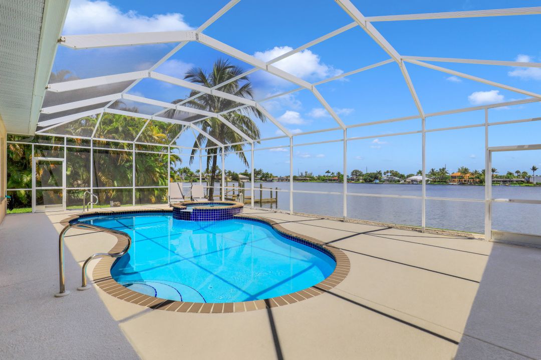 411 SW 49th Ln, Cape Coral, FL 33914