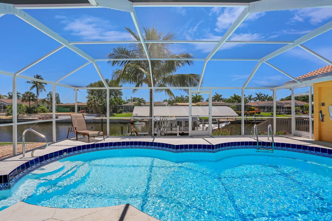 1708 Savona Pkwy, Cape Coral, FL 33904