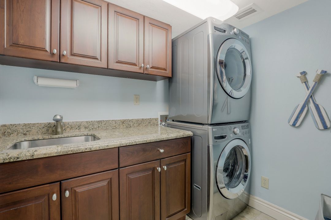 4031 Gulf Shore Blvd N #5F, Naples, FL 34103