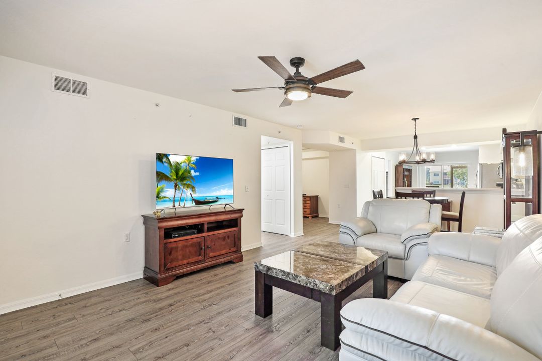 4940 Cougar Ct S #101, Naples, FL 34109