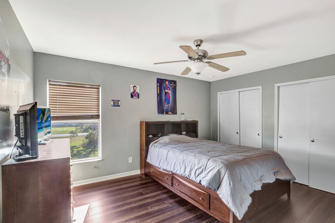 2806 Embers Pkwy W, Cape Coral, FL 33993