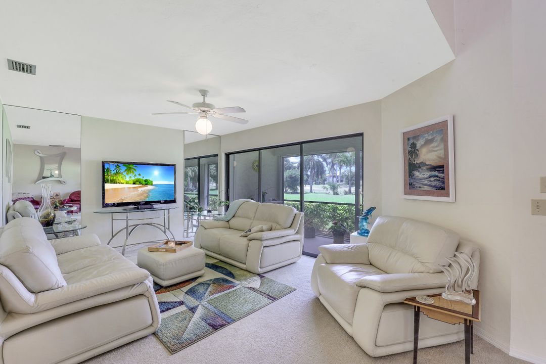 574 Augusta Blvd, Naples, FL 34113