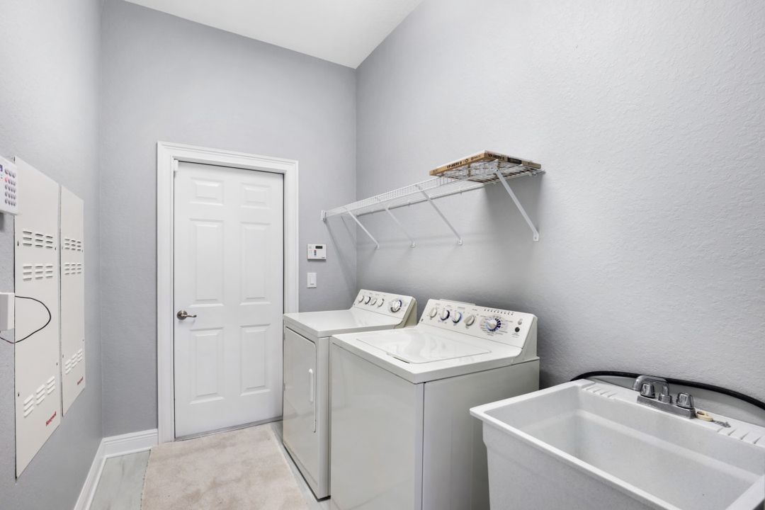 13291 Lazzaro Ct, Estero, FL 33928