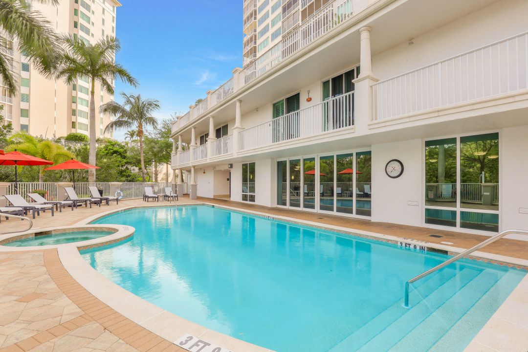 275 Indies Way #1501, Naples, FL 34110