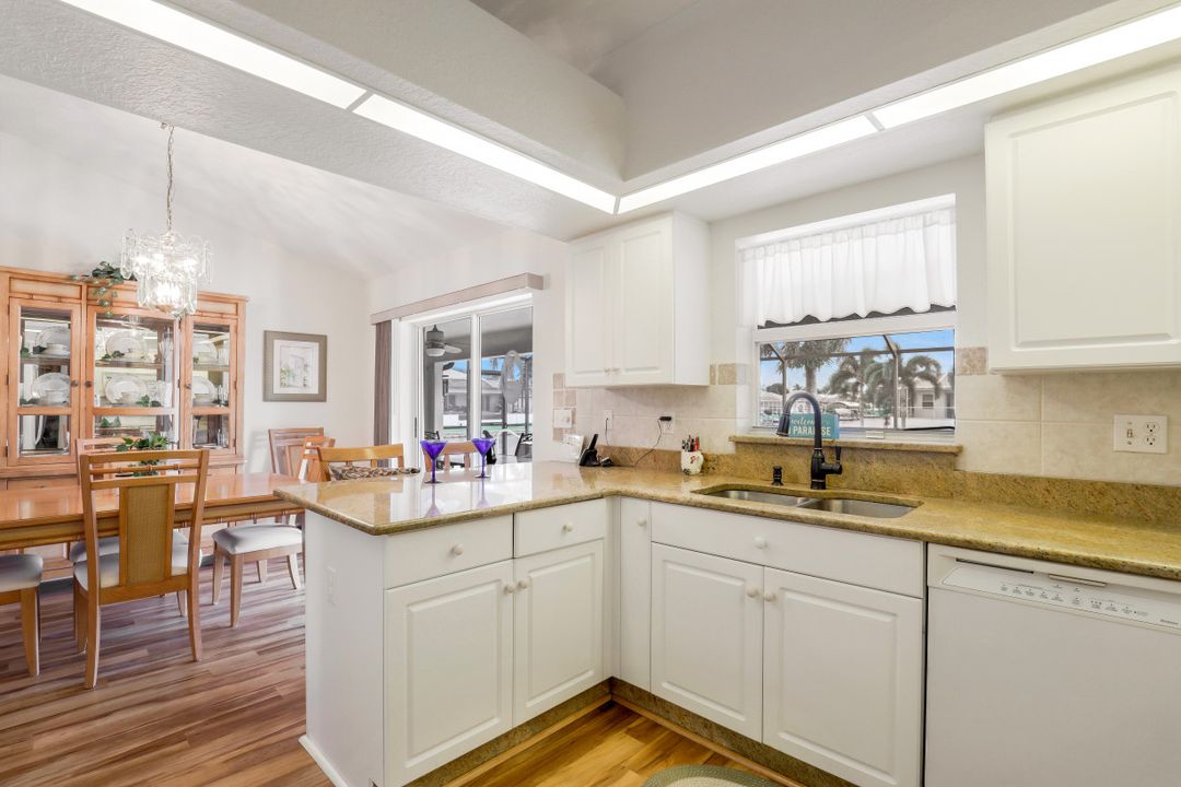 202 SW 37th Terrace, Cape Coral, FL 33914