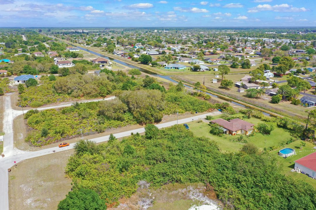 2505 17th St SW, Lehigh Acres, FL 33976