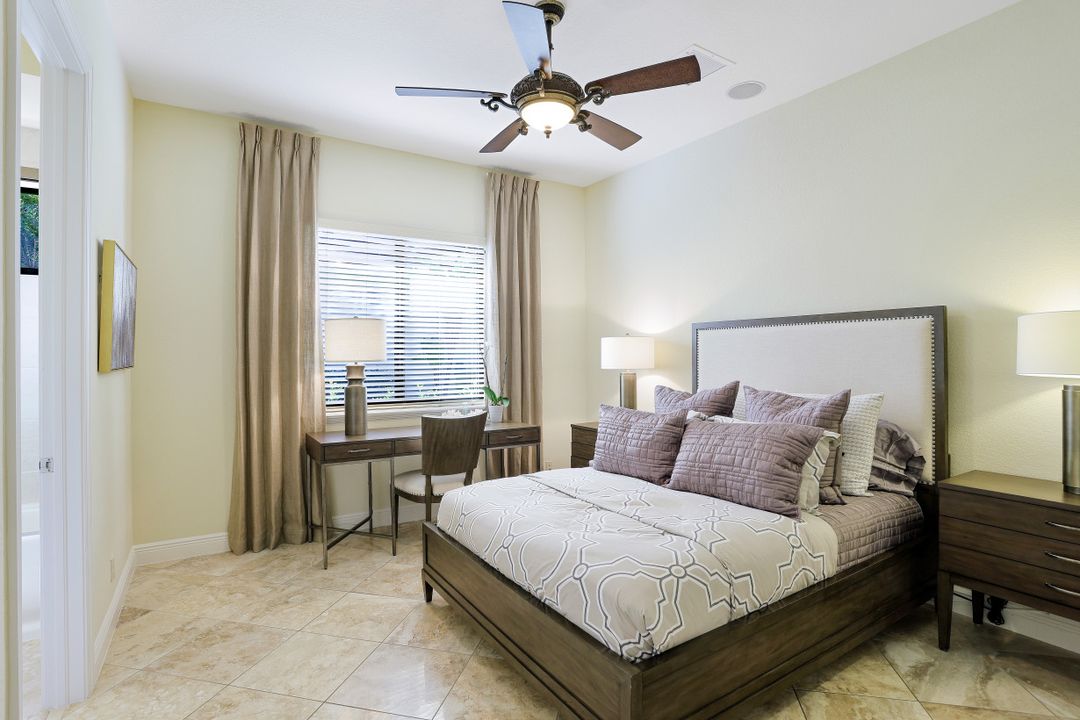 9214 Marble Stone Dr, Naples, FL 34120