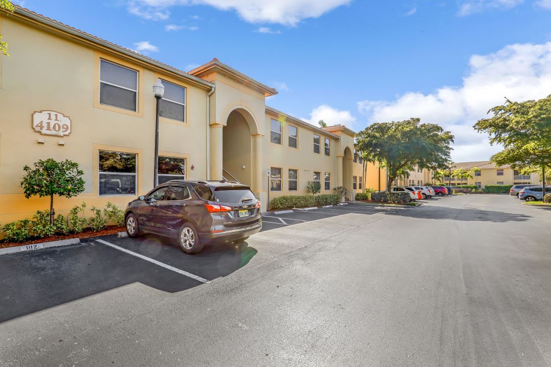 4109 Bellasol Cir #1126, Fort Myers, FL 33916