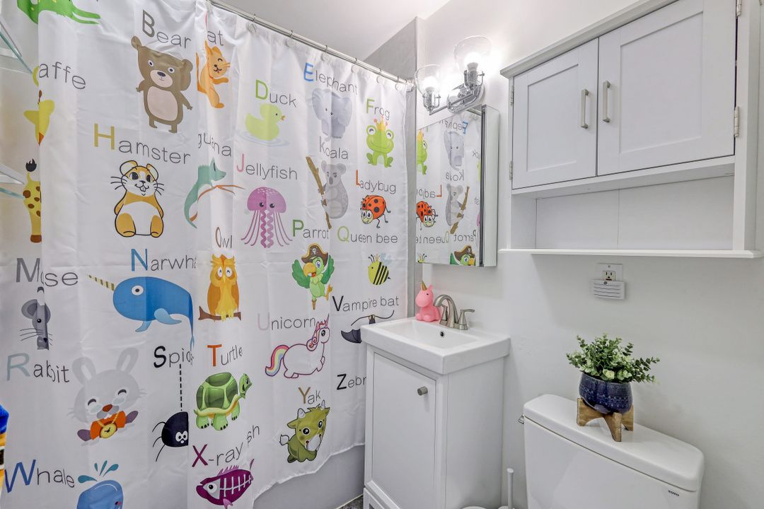 1181 Fourwinds Ave, Marco Island, FL 34145