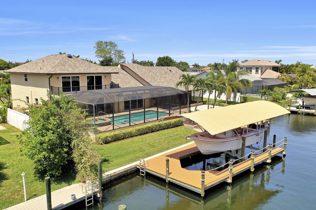 1524 SW 52nd Ln, Cape Coral, FL 33914