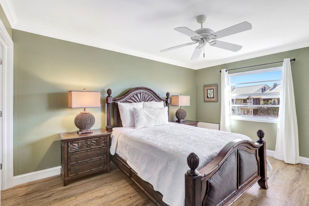 1200 Blue Point Ave a 5, Naples, FL 34102