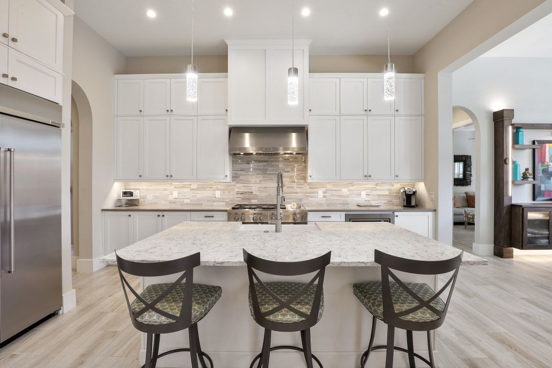 3244 Tavolara Ln, Naples, FL 34114