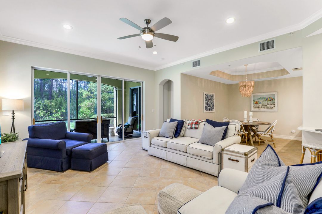 2882 Castillo Ct  #101, Naples, FL 34109