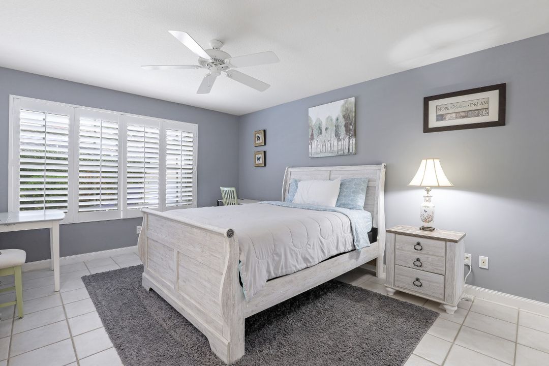 5641 Eleuthera Way, Naples, FL 34119