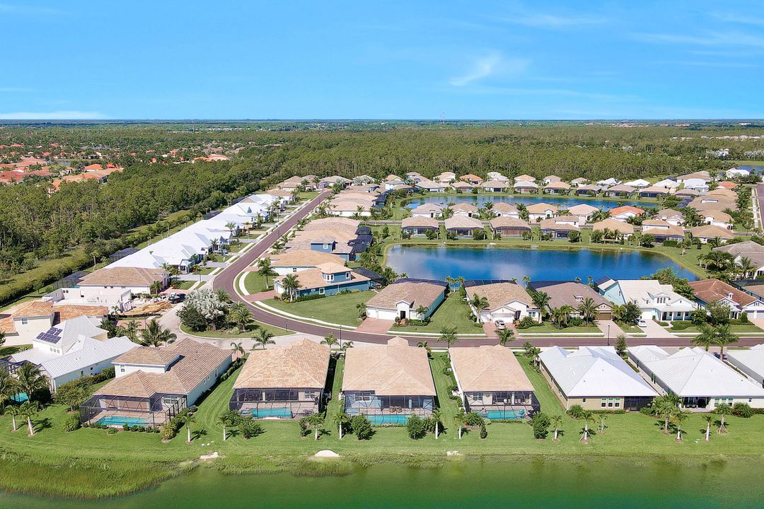 14740 Windward Ln, Naples, FL 34114