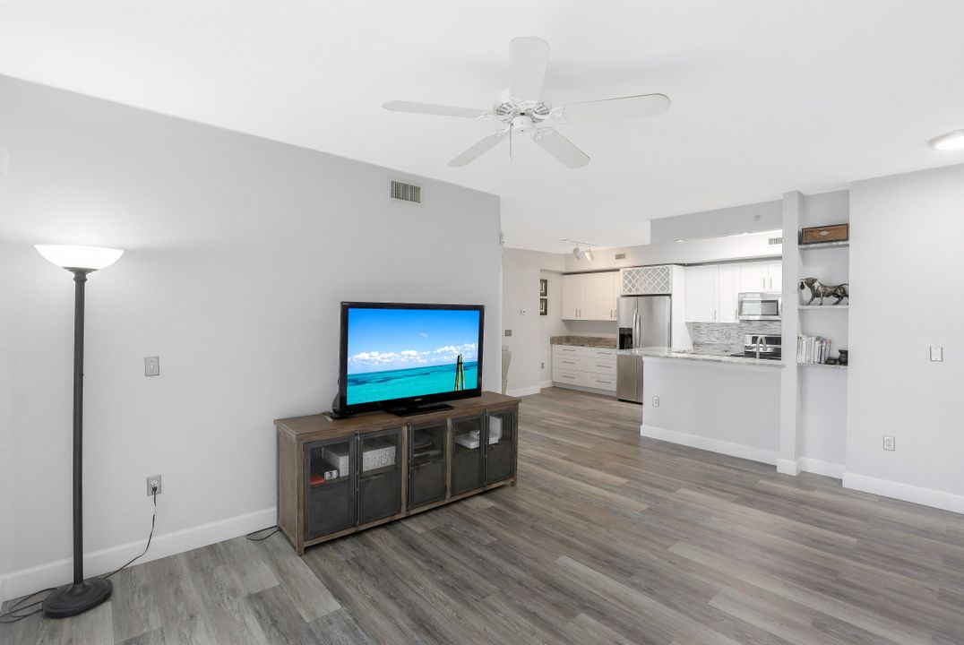 6330 Aragon Way #204, Fort Myers, FL 33966