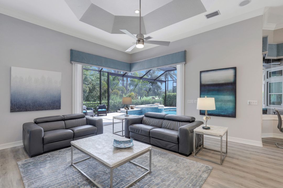 2790 Olde Cypress Dr, Naples, FL 34119