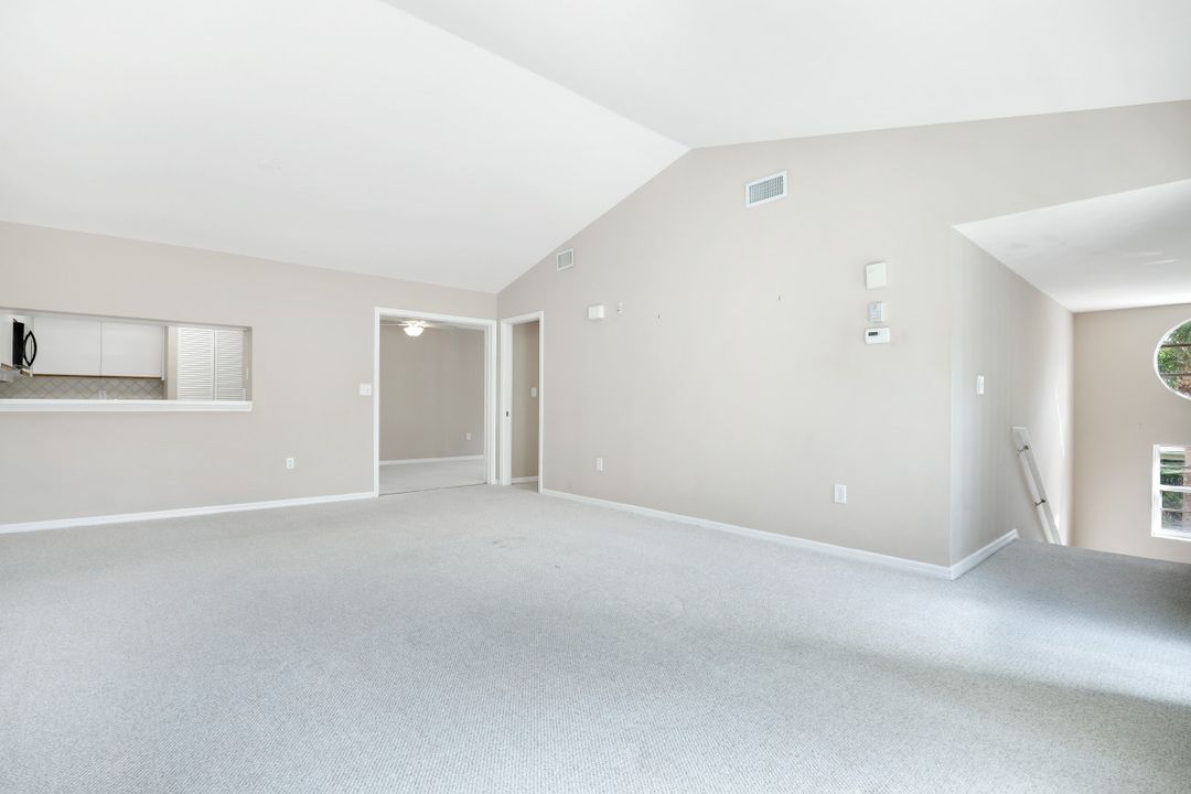 5635 Turtle Bay Dr #12, Naples, FL 34108