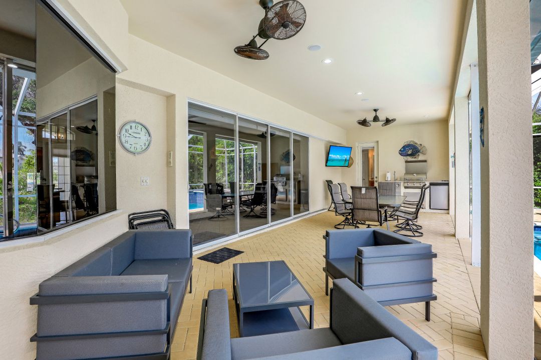 1722 Dogwood Dr, Marco Island, FL 34145