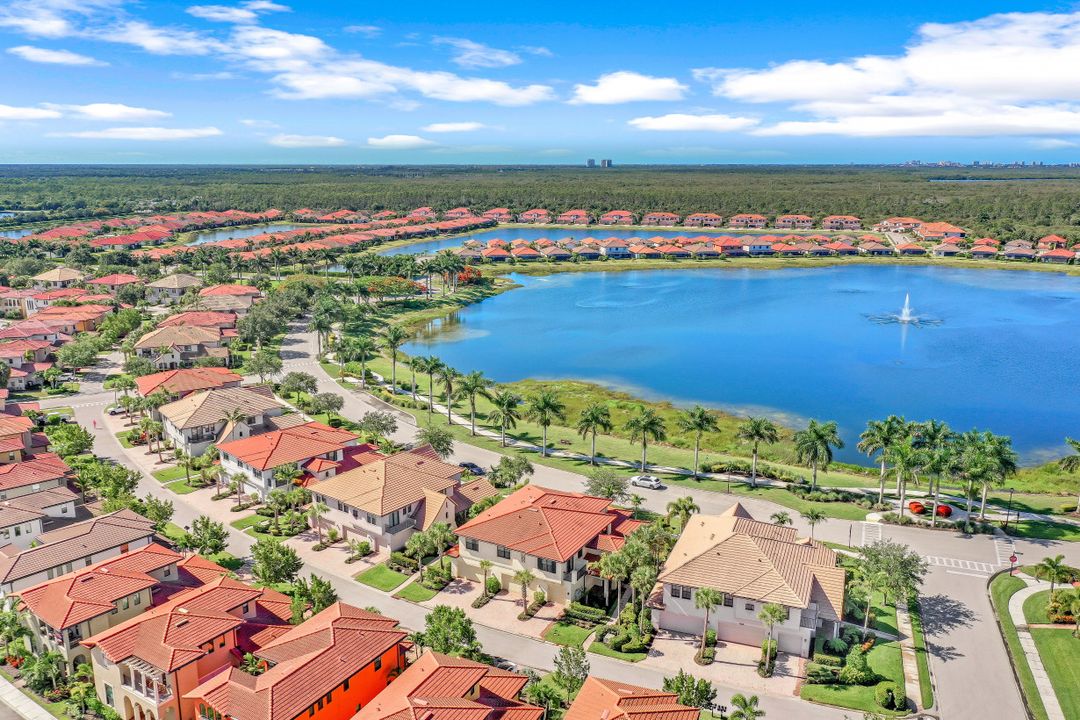 1419 Santiago Cir #1603, Naples, FL 34113