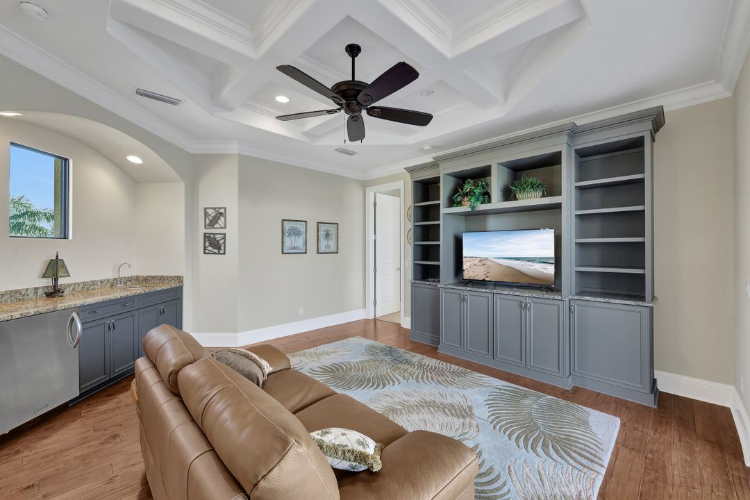 1415 Firwood Ct, Marco Island, FL 34145