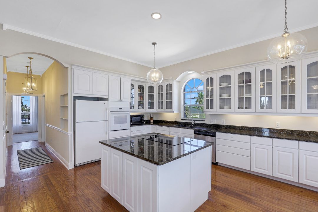 3706 Ruby Ave, Saint James City, FL 33956