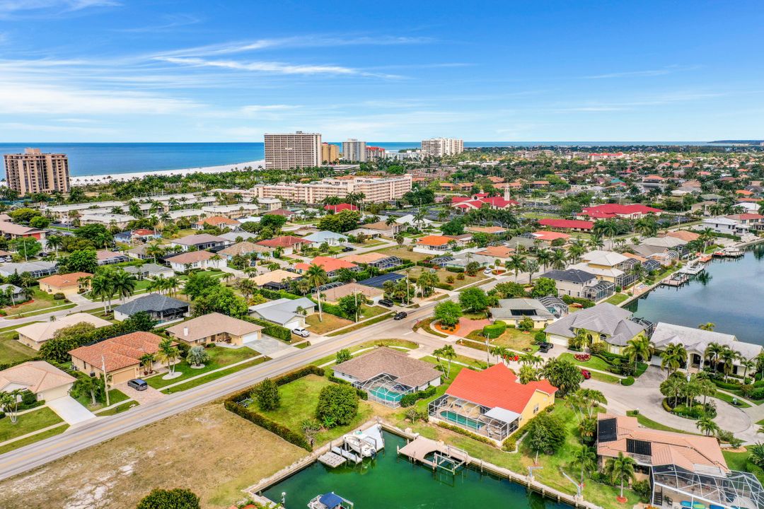 911 Tulip Ct, Marco Island, FL 34145