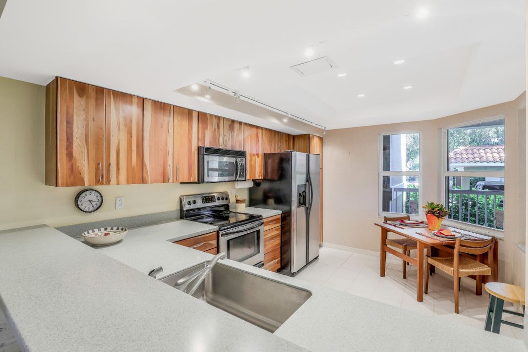 6549 Marissa Loop #21, Naples, FL 34108