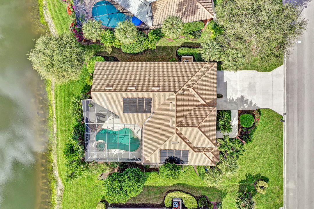 8939 Lely Island Cir, Naples, FL 34113