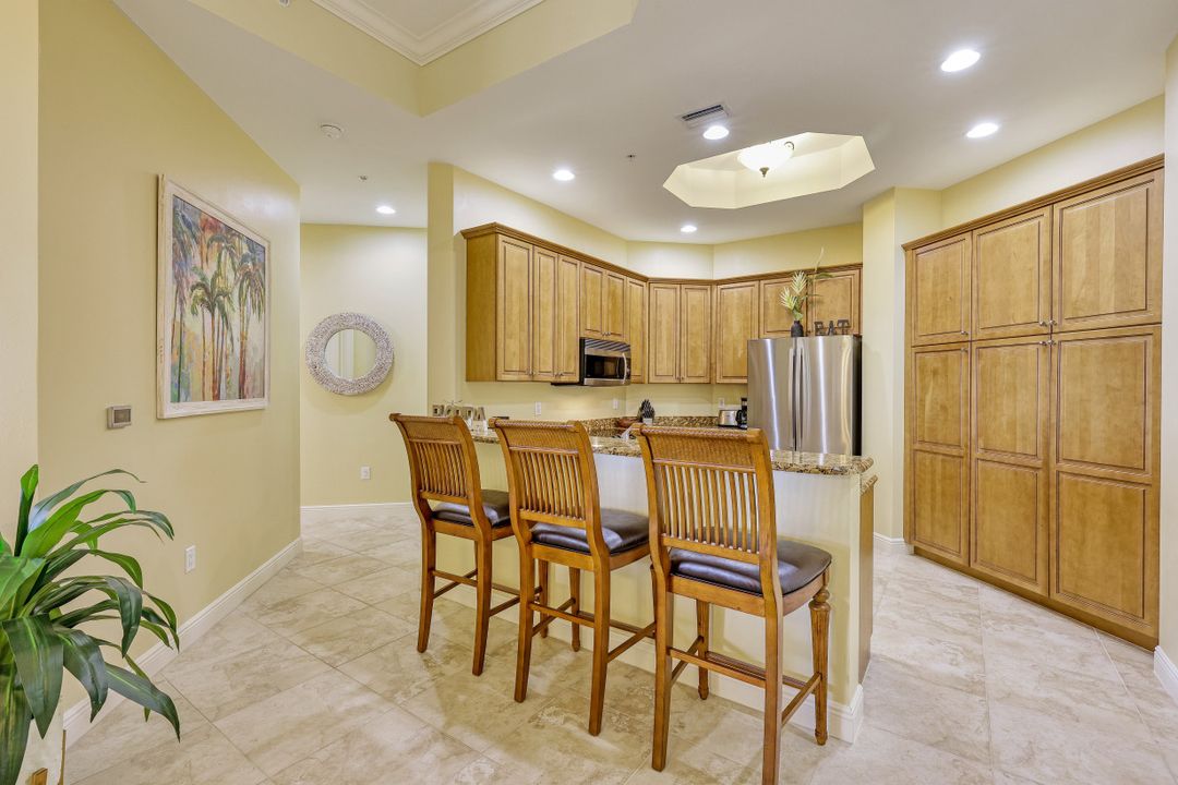 5781 Cape Harbour Dr #1510, Cape Coral, FL 33914