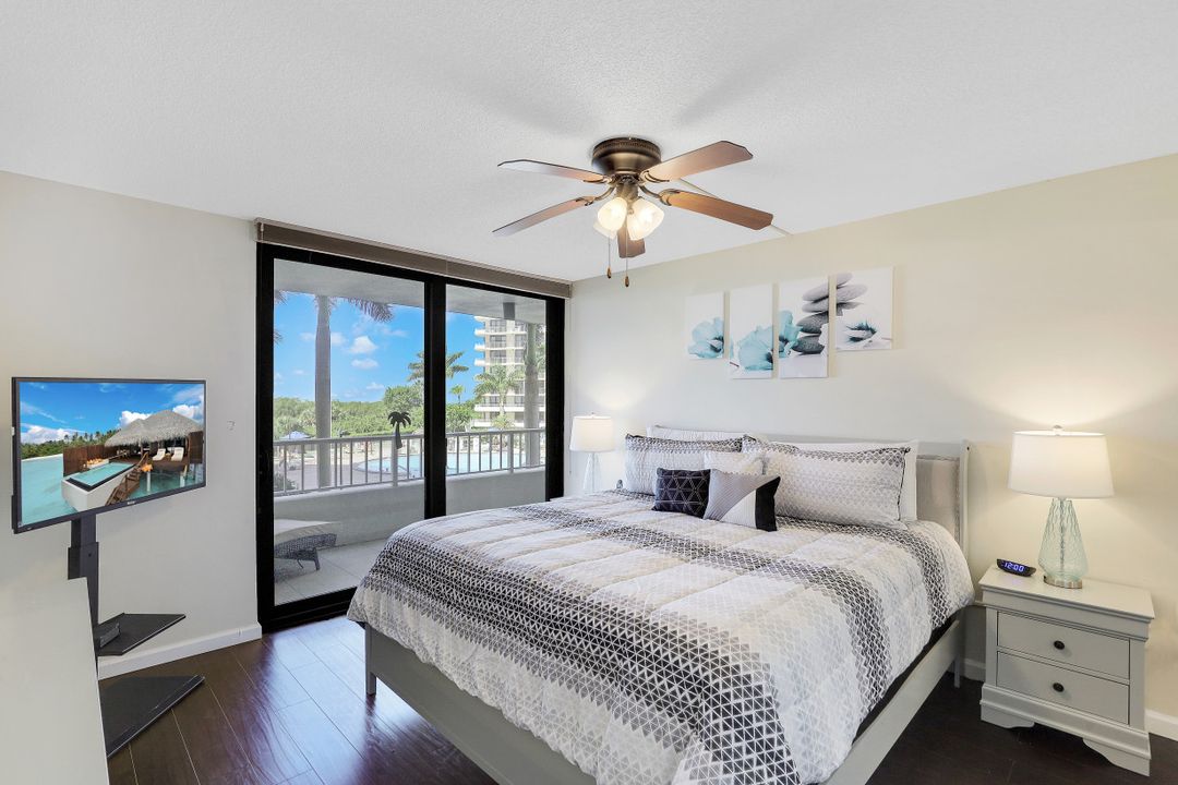 380 Seaview Ct #202, Marco Island, FL 34145