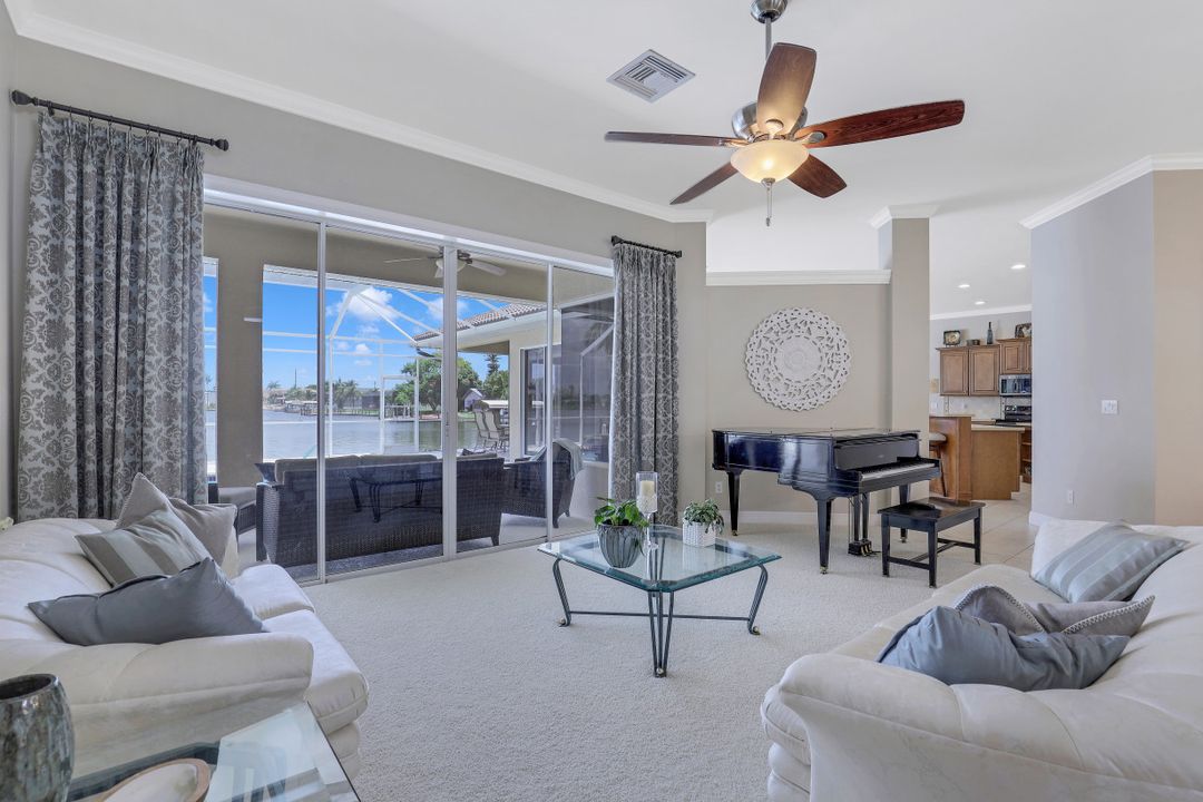 411 SW 49th Ln, Cape Coral, FL 33914