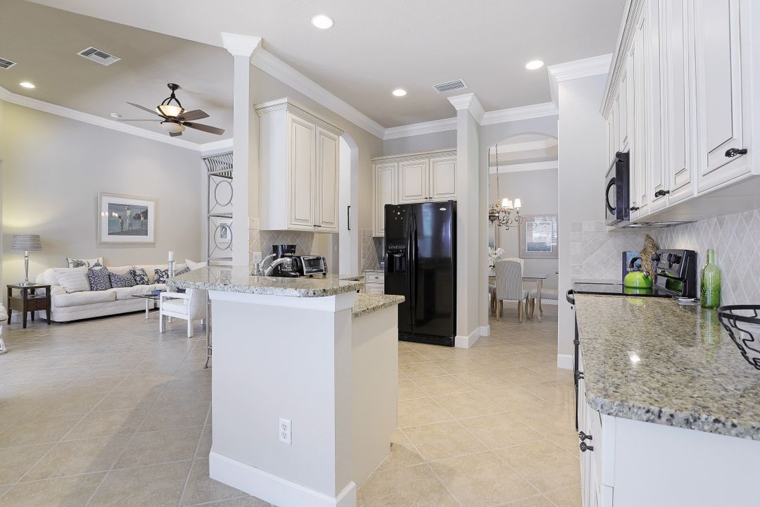 10354 Flat Stone Loop, Bonita Springs, FL 34135