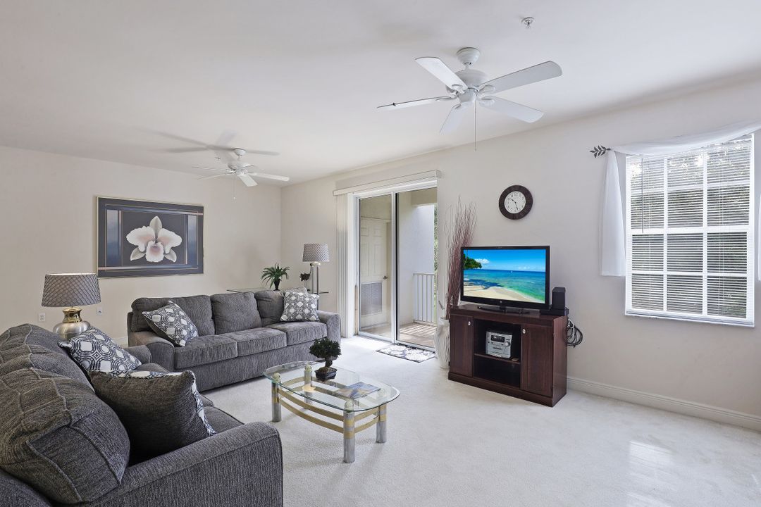 3961 Pomodoro Cir #203 , Cape Coral, FL 33909