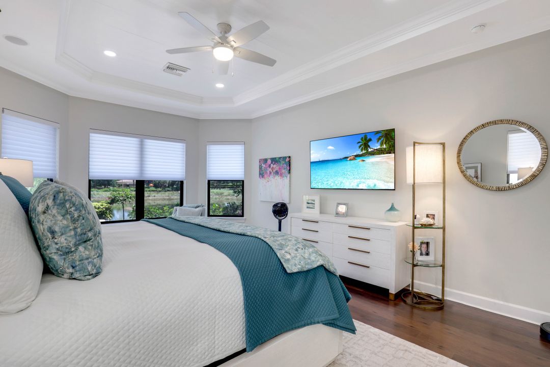 8701 Cavano St, Naples, FL 34119