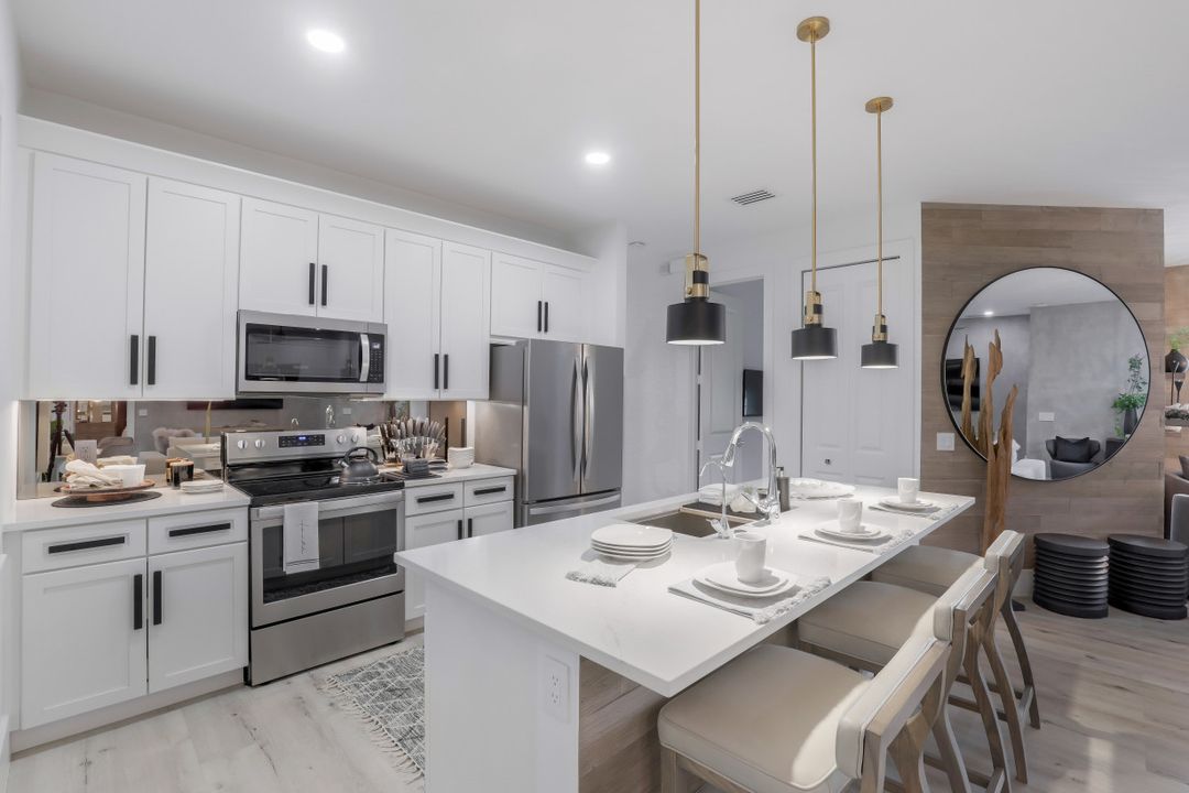 5995 Lancewood Way, Naples, FL 34116