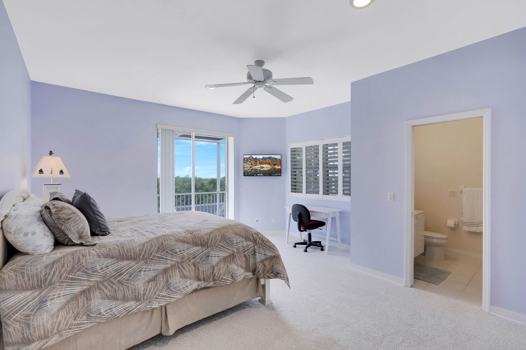 450 Spinnaker Dr, Marco Island, FL 34145