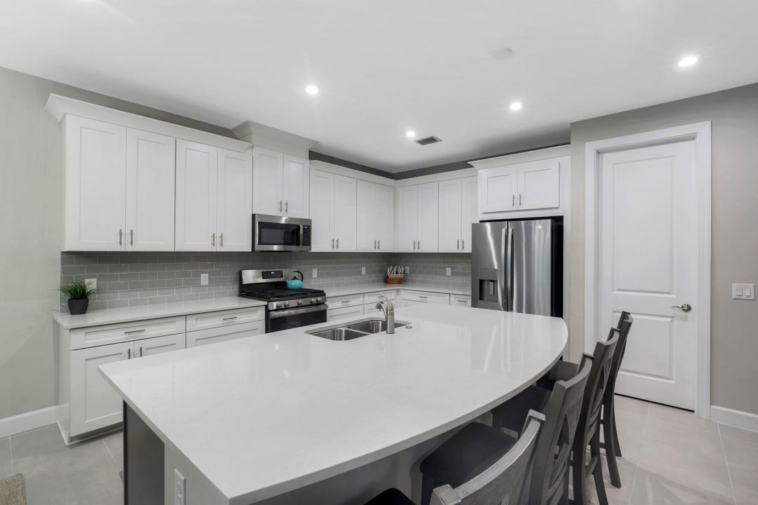 19595 Estero Pointe Ln, Fort Myers, FL 33908