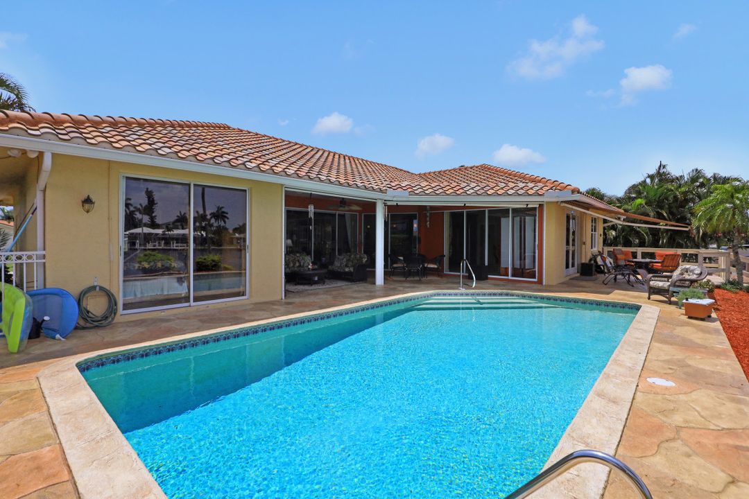 419 Nassau Ct, Marco Island, FL 34145